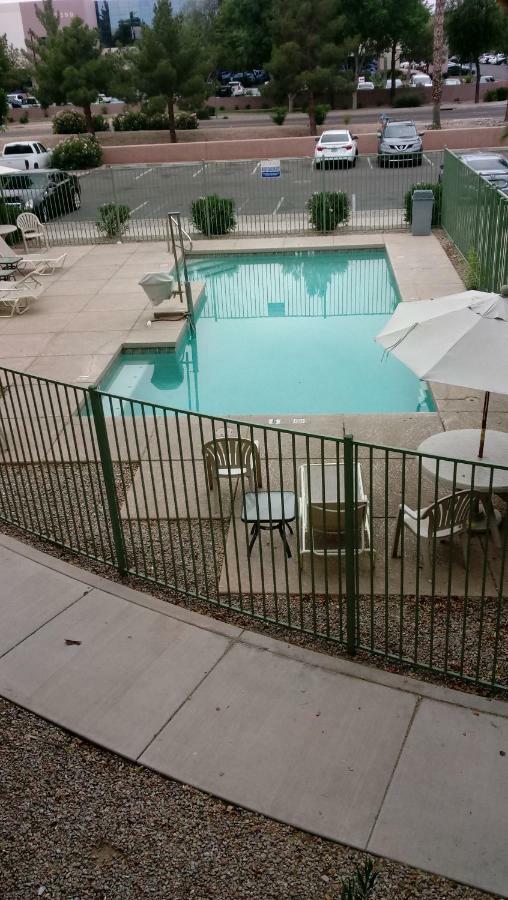 Intown Suites Extended Stay Phoenix Az - Gilbert Esterno foto