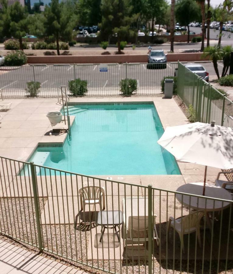 Intown Suites Extended Stay Phoenix Az - Gilbert Esterno foto