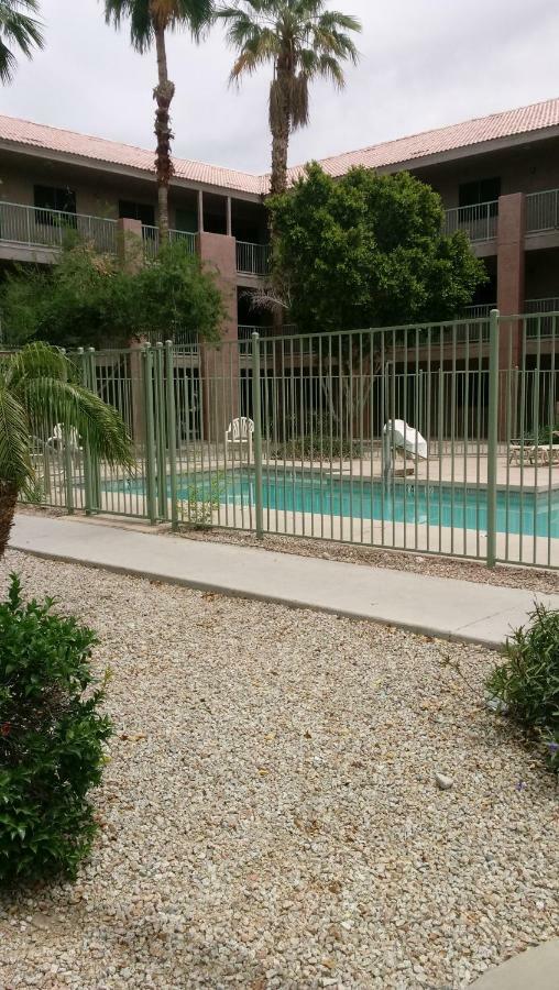 Intown Suites Extended Stay Phoenix Az - Gilbert Esterno foto